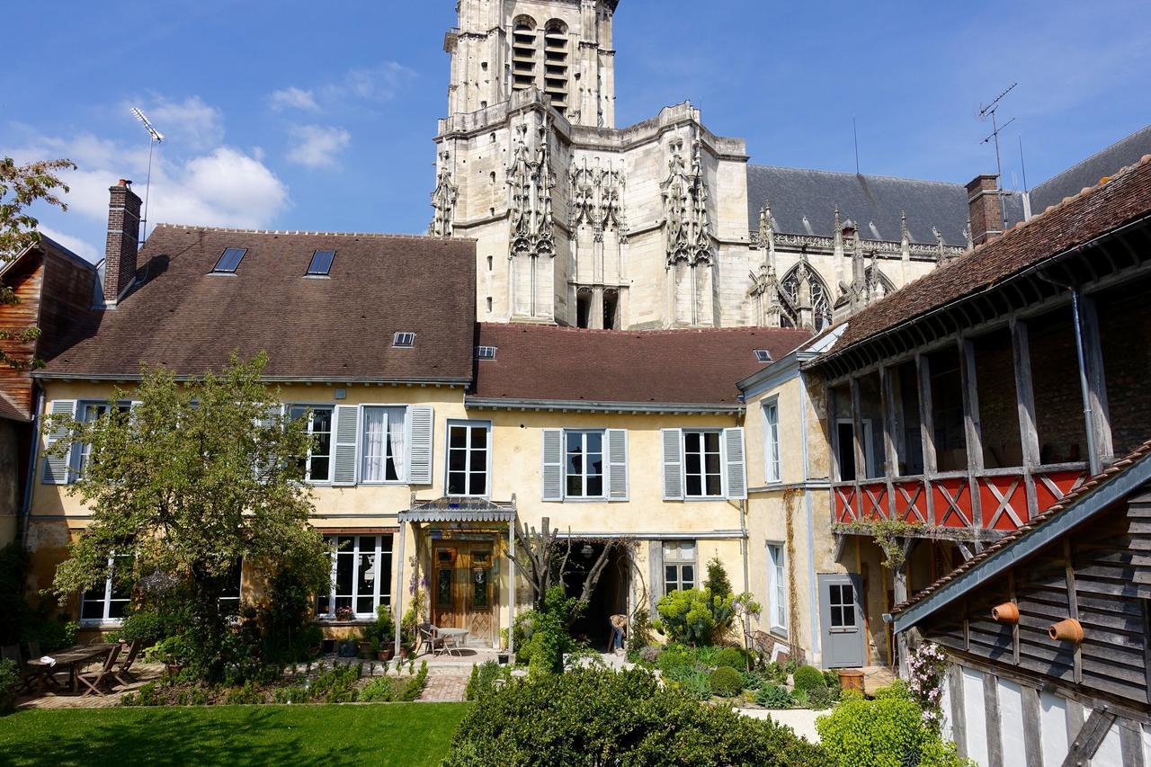 Le Jardin De La Cathedrale Bed & Breakfast Troyes Exterior foto