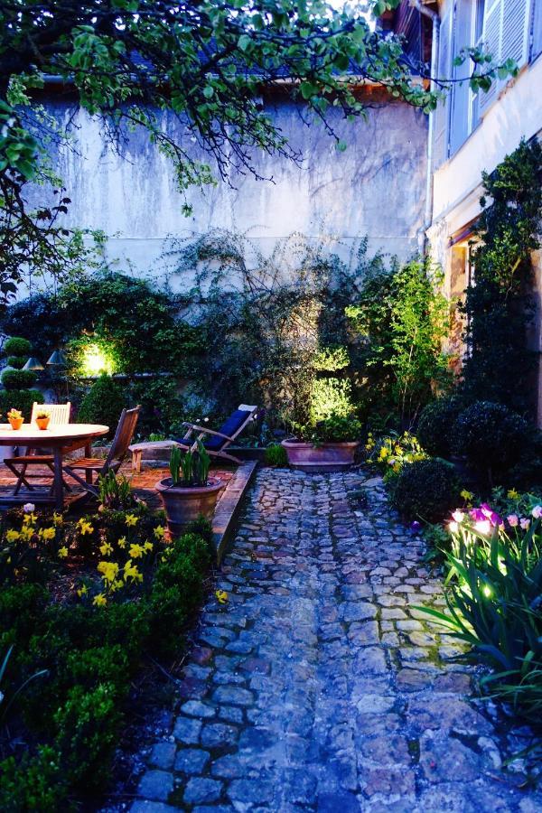 Le Jardin De La Cathedrale Bed & Breakfast Troyes Exterior foto